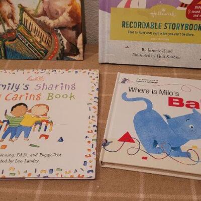 Lot 50: Assorted Children's Books - Recordable Book needs Batteries
