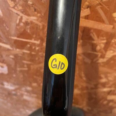 G10: Bissel Black and Pink Vacuum Cleaner