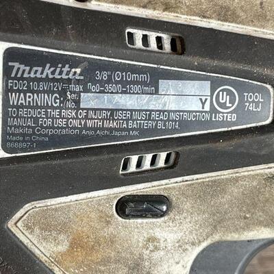 G23: Makita Cordless Drills and Flashlight