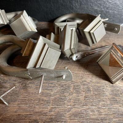 G32: Curtain Tie Backs - Four Sets