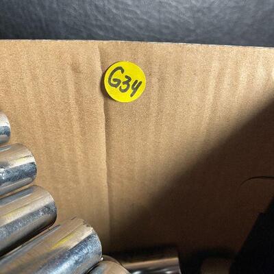 G34: Set of Large American Sockets, Ratchets, and Extenders