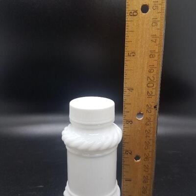 Lot #9 - Vintage Milk Glass Container