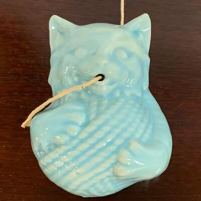McCoy Blue Cat String Holder
