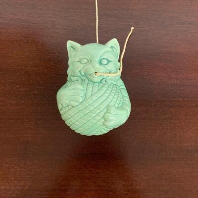 McCoy Green Cat String Holder 