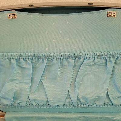 Lot 60: Vintage SAMSONITE SILHOUETTE Blue Sky Mid Century Modern Suitcase