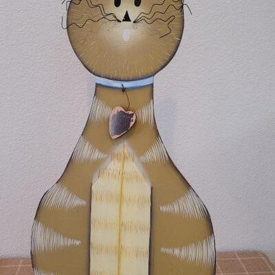 Lot 81: 31" Tall Home Decorative Cat