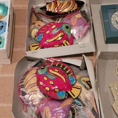 Lot 90: Vintage Christmas Ornaments Lot