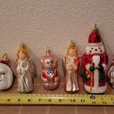 Lot 91: Assorted Vintage Christmas Ornaments Lot