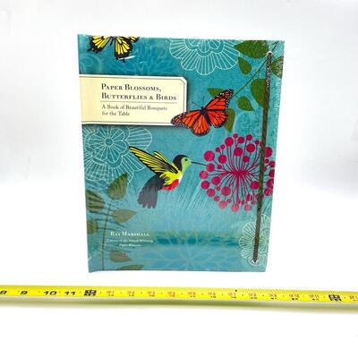 PAPER TABLE BOUQUET BOOK BY RAY MARSHALL (LOT #142)
