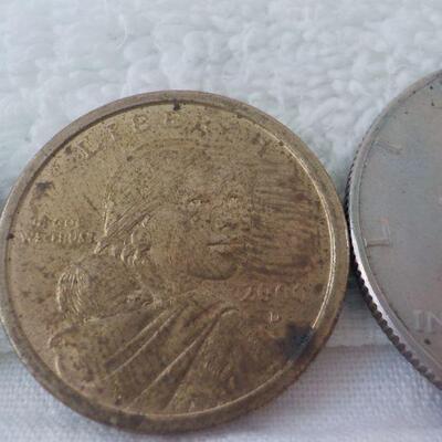 3- coins 1979 Susan B, 2000  Sacagawea dollar, Kennedy 1981 half.