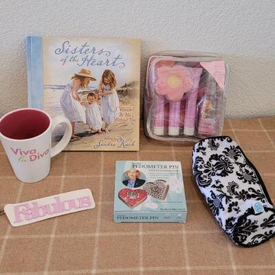 Lot 175: Bath Set, Make up Bag, Coffee Cup Book and Heart Pedometer 