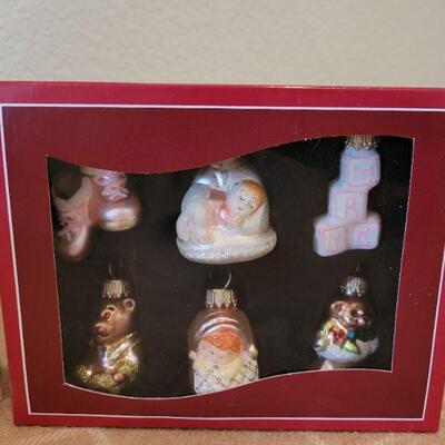 Lot 190: New Christmas Countdown Calendar and Baby Ornaments 