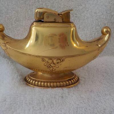 Vintage " Evans Genie Lighter lamp".