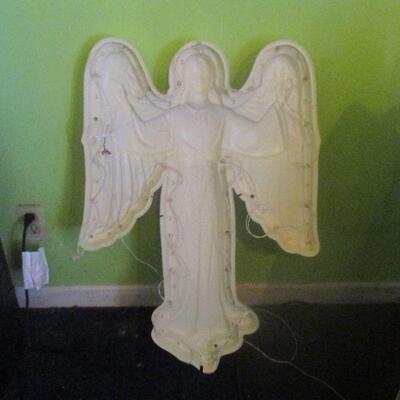 Lot 48 - Empire 1658 Plastic Angel LOCAL PICK UP ONLY