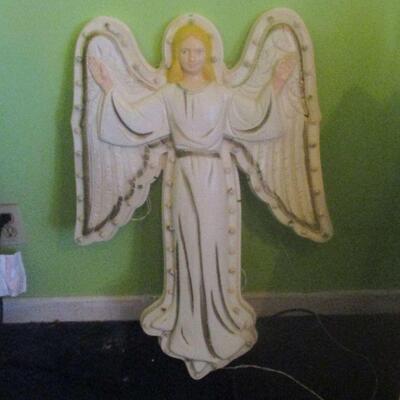 Lot 48 - Empire 1658 Plastic Angel LOCAL PICK UP ONLY