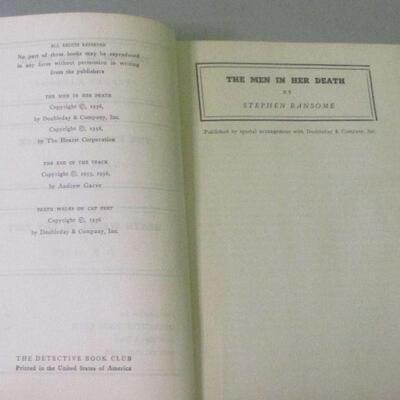 Lot 52 - 1950s Detective Book Club