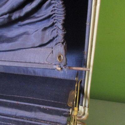Lot 65 - Vintage Hard Samsonite Blue Suitcase  LOCAL PICK UP ONLY