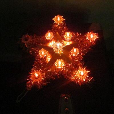 Lot 71 - Misc Christmas Lot