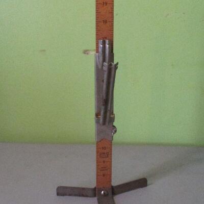 Lot 75 - Pin-it Skirt Marker