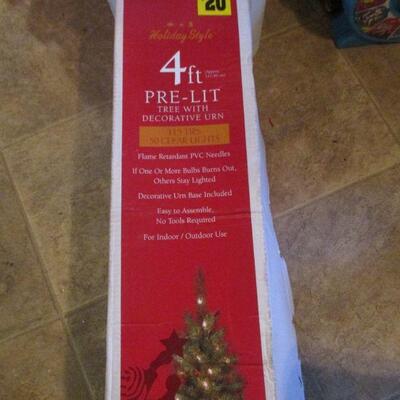 Lot 80 - 4 Foot Pre-Lit Tree with Ceramic Urn LOCAL PICK UP ONLY