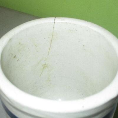 Lot 112 - Blue Stripe Crock