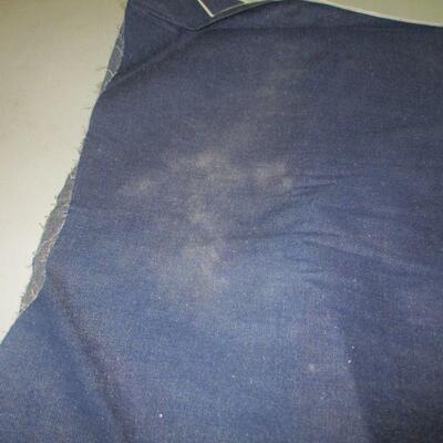 Lot 119 - Denim