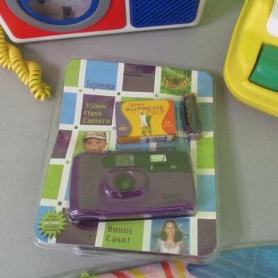 Lot 126 - Kids Toys Lot