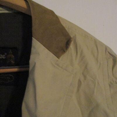 Lot 128 - London Fog Coat 8 Regular