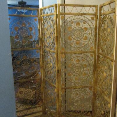 Lot 141 - Woven Room Divider LOCAL PICK UP ONLY