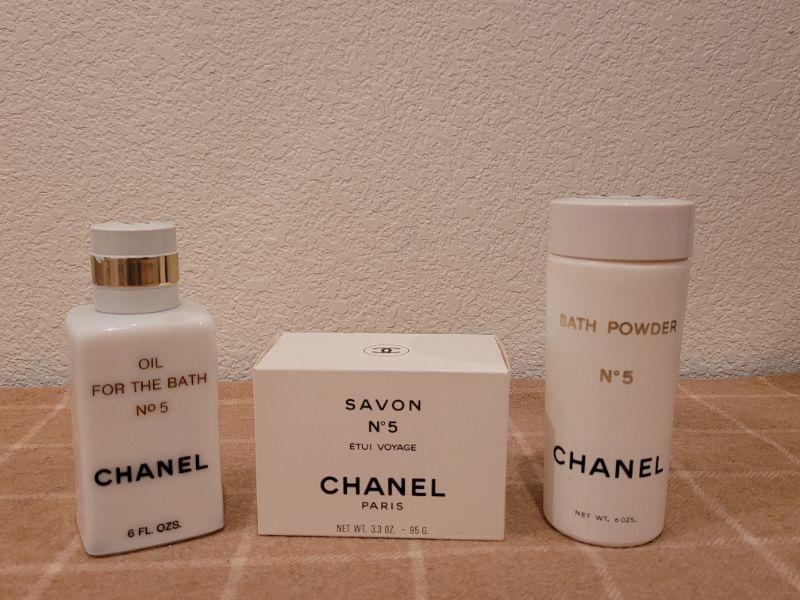 Sold at Auction: Vintage Chanel No. 5 Perfume Large Display Bottle