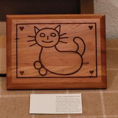 Lot 231: New Wood Cat Plaque 