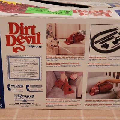 Lot 250: New in Box Dirt Devil Hand Vacuum 
