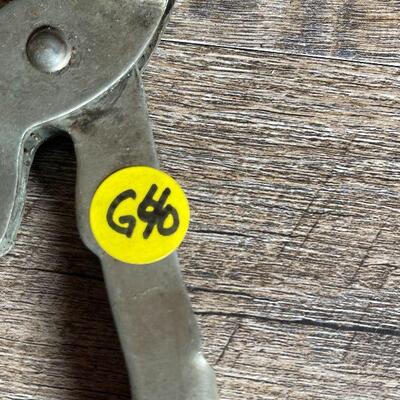 G40: KD #2031 Exhaust and Tailpipe Cutters