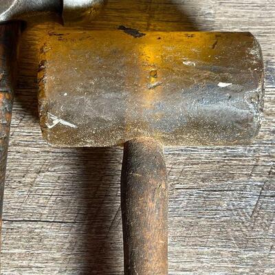 G44: Lot of Vintage Assorted Hammers and Mallets