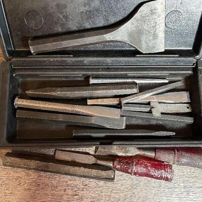 G49: Box of Chisels