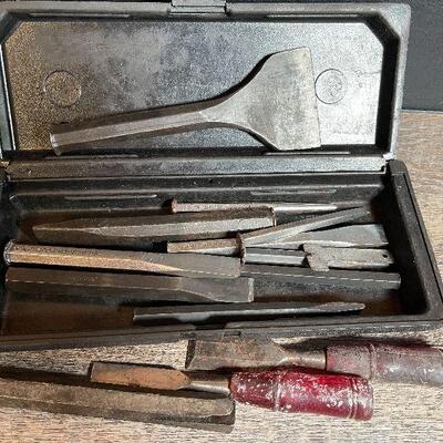 G49: Box of Chisels