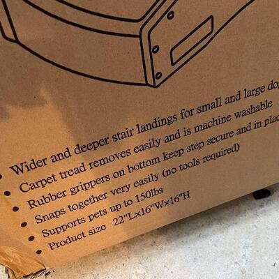 G63: NIB Pet Gear Easy Steps (2of2 available)