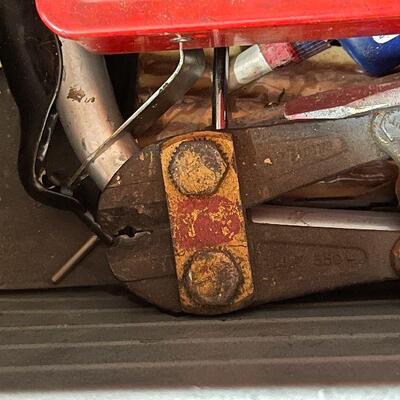 G64: Craftsman Tool Box with All Contents