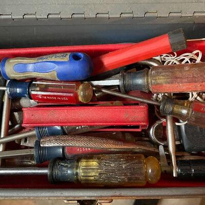 G65: Craftsman Tool Box with All Contents II
