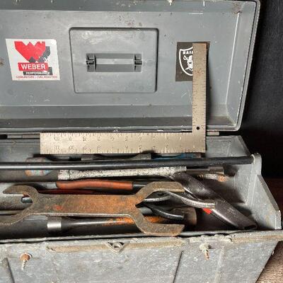 G69: Metal Tool Box with All Contents