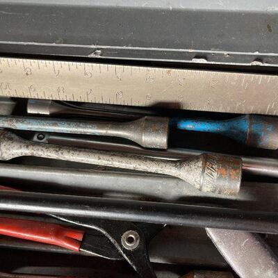 G69: Metal Tool Box with All Contents