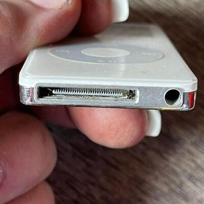 G72: 2GB iPod 2005