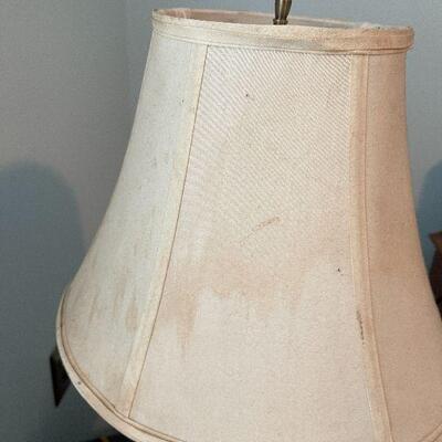 B2: Metal Occasional Lamp