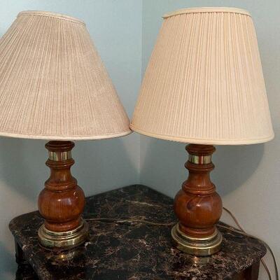 B4: Pair of Wood and Brass Table Lamps