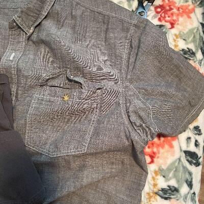 B9: Four Duluth Trading Company Short Sleeve Men's 2XL Shirts