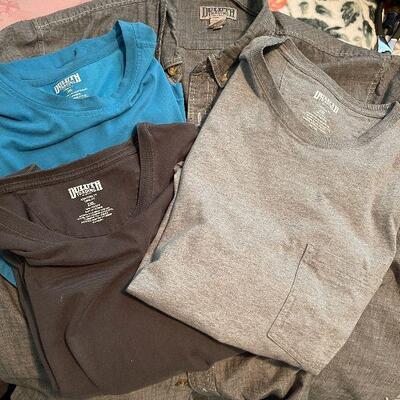 B9: Four Duluth Trading Company Short Sleeve Men's 2XL Shirts