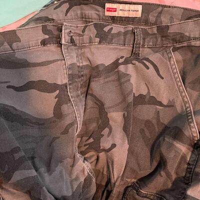 B11: Men's Camo Pants, Jeans, and Sweats