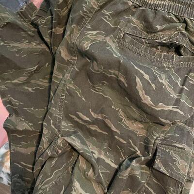 B11: Men's Camo Pants, Jeans, and Sweats