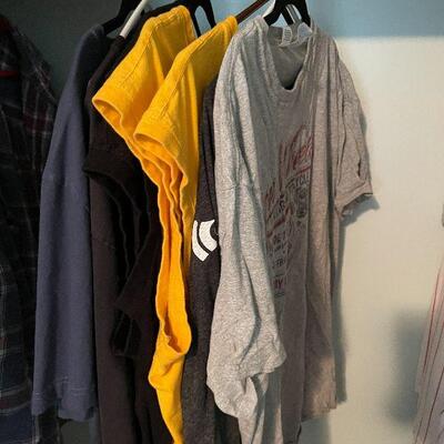B13: Men's T-Shirts