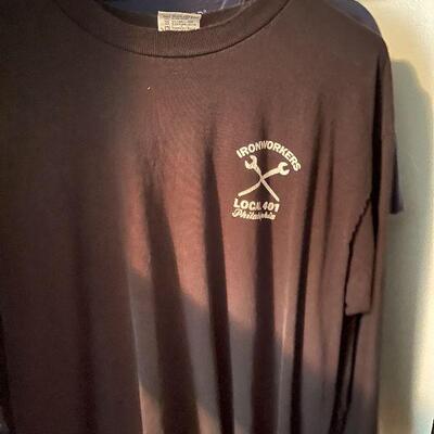 B13: Men's T-Shirts